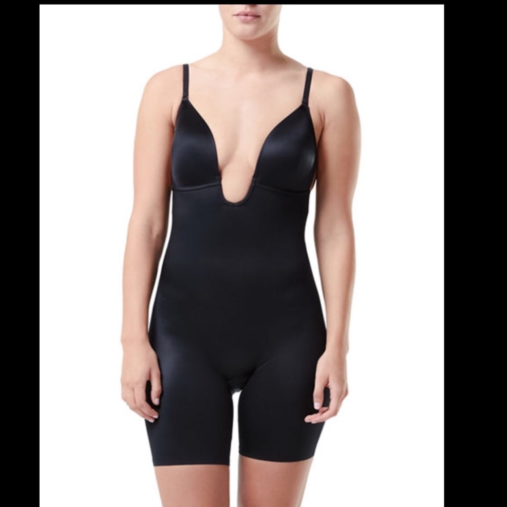 SPANX 10157R plunge low-back mid-thigh bodysuit Lg